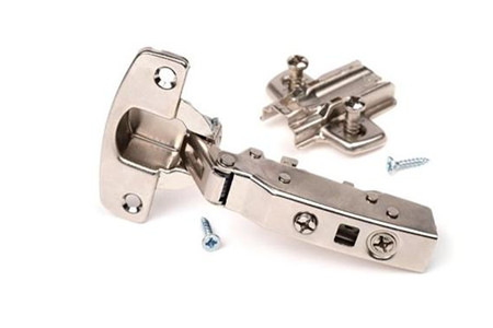 精密沖壓件加工時如何獲得尺寸精度?